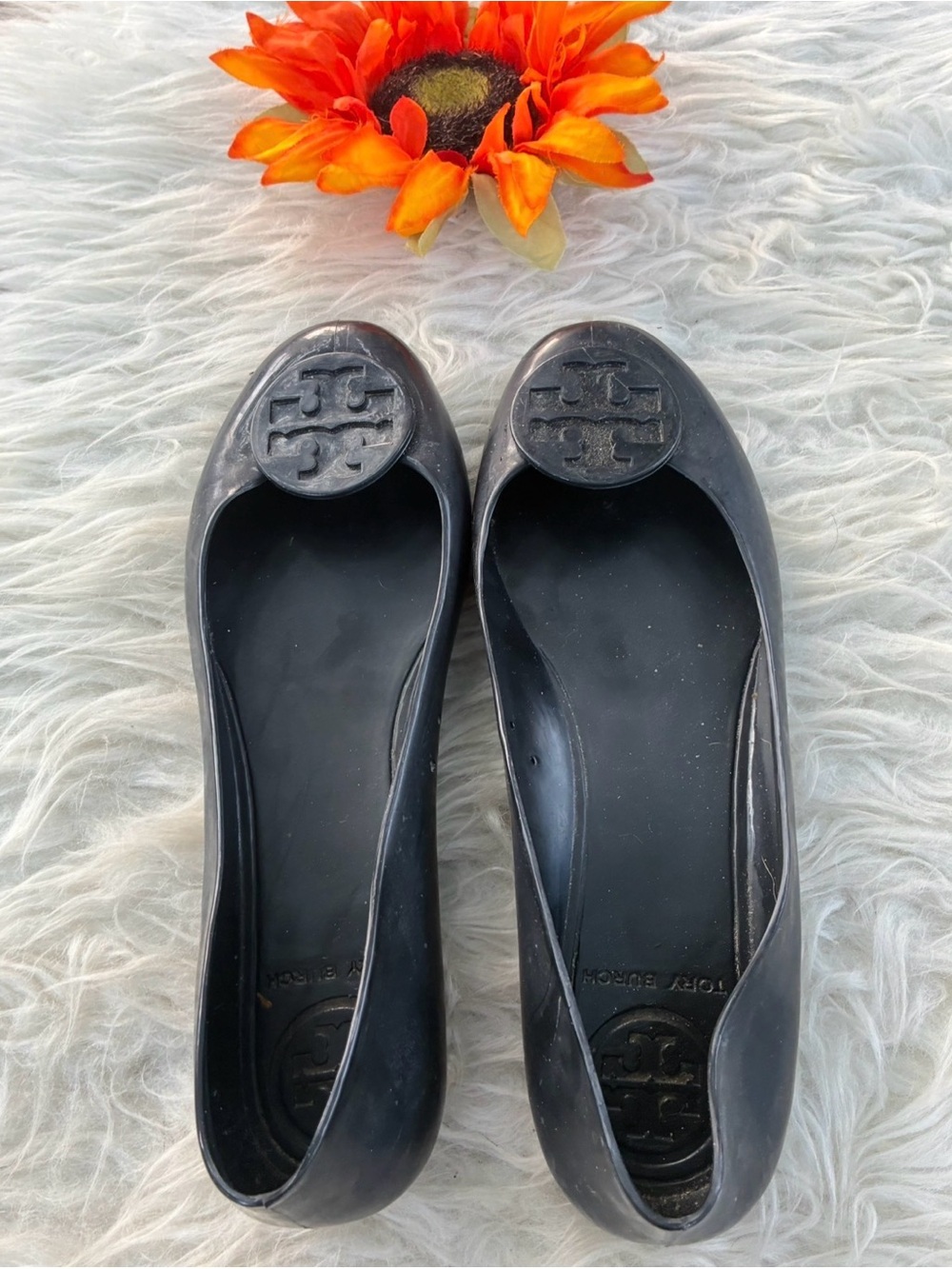 Tory Burch Black Rubber Logo Round-Toe Flats